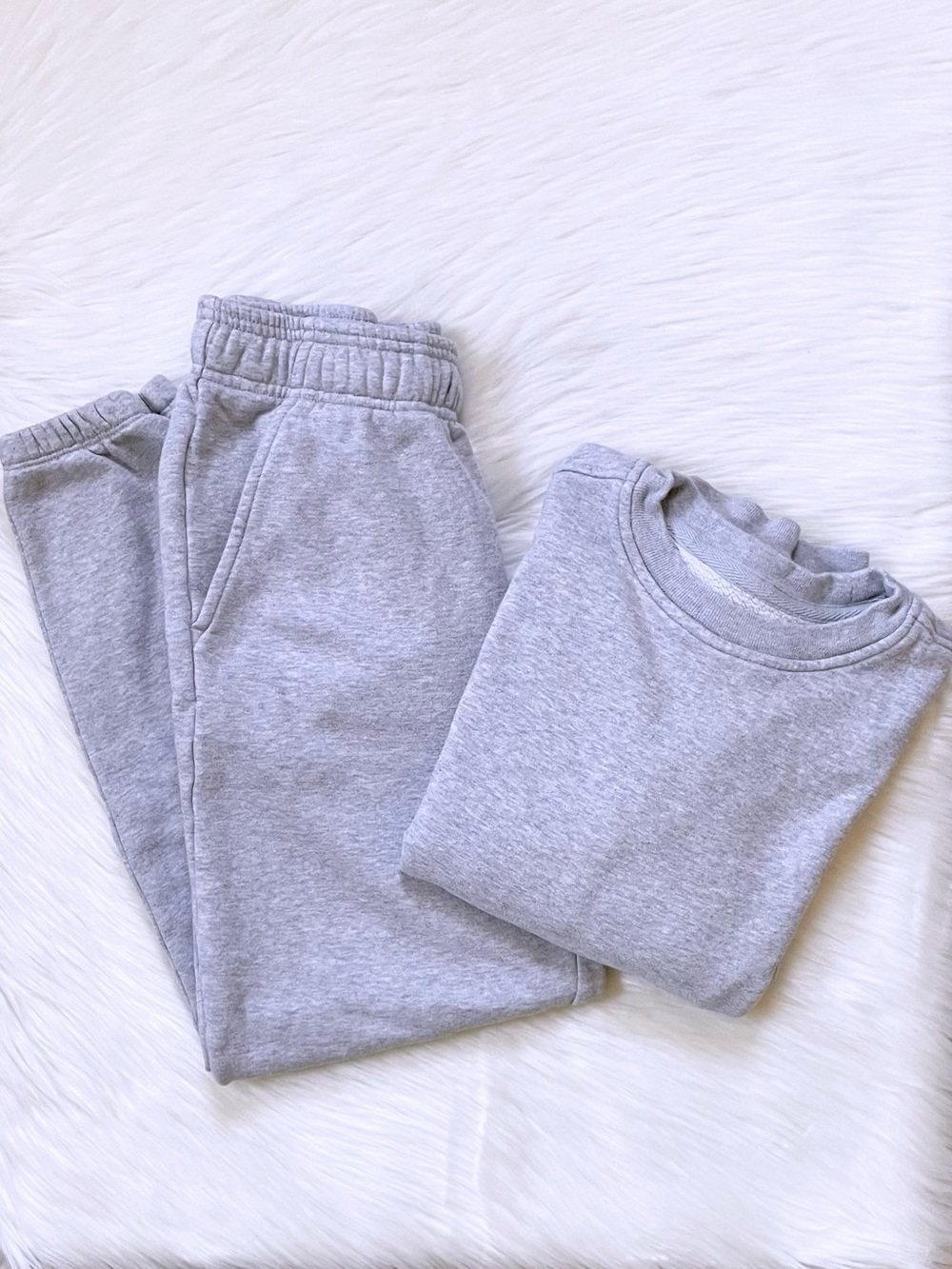 Gap Kids Vintage Soft Heather Grey Sweatshirt And Joggers Set